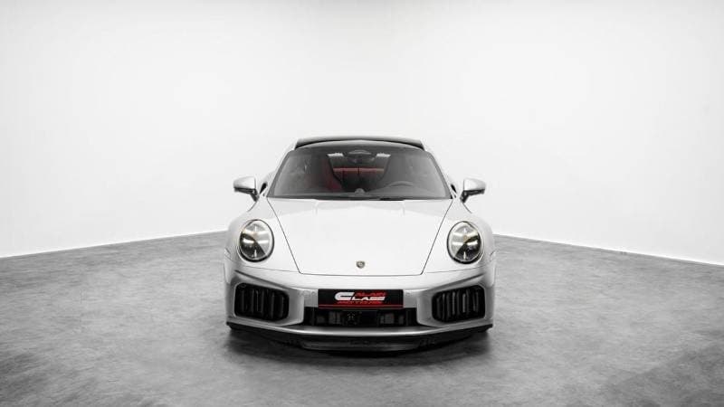 2026 Porsche 911 TURBO S thumbnail 3