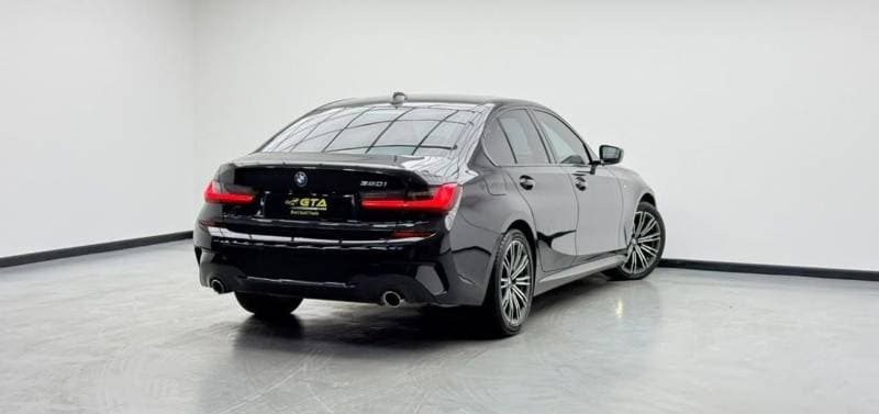 2020 BMW 320i M SPORT ALCANTARA thumbnail 4