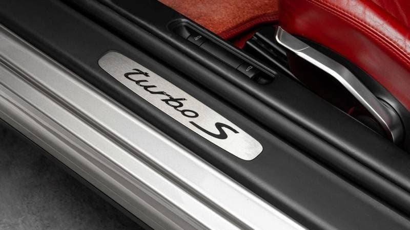 2012 Porsche 911 TURBO S thumbnail 8