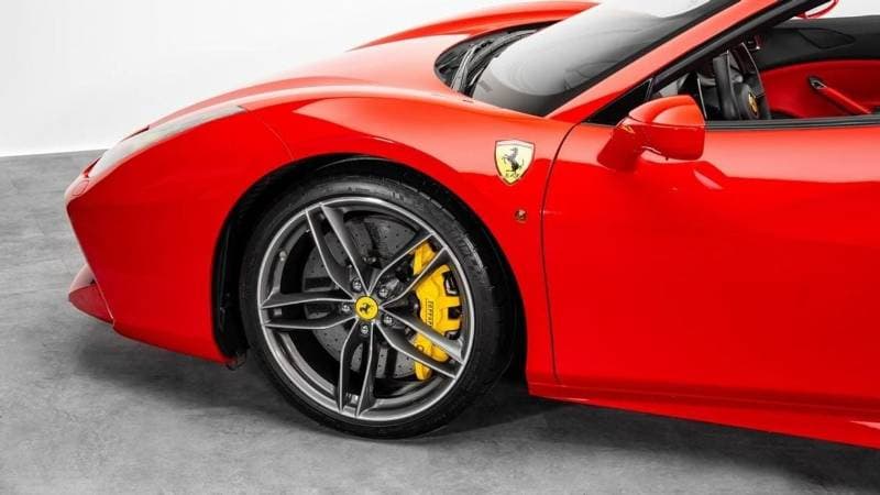 2018 Ferrari 488 Spider STANDARD thumbnail 4
