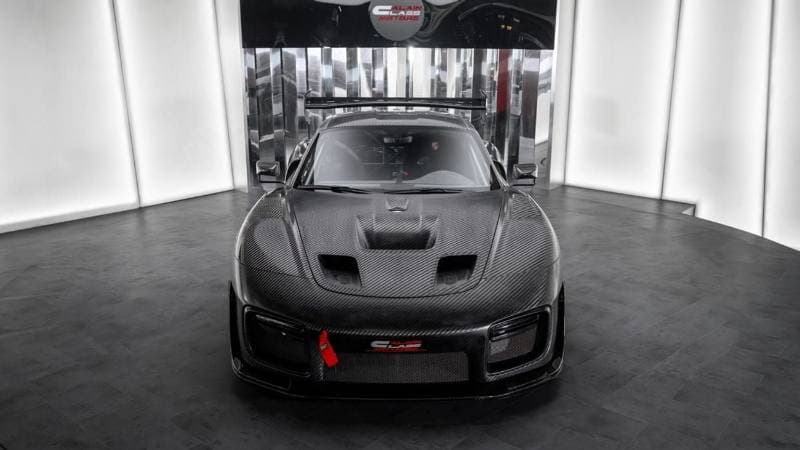 2019 Porsche 911 GT2 RS thumbnail 3