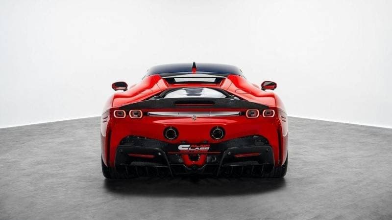 2022 Ferrari SF90 STRADALE thumbnail 4
