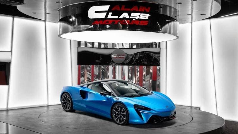 2023 McLaren Artura STANDARD