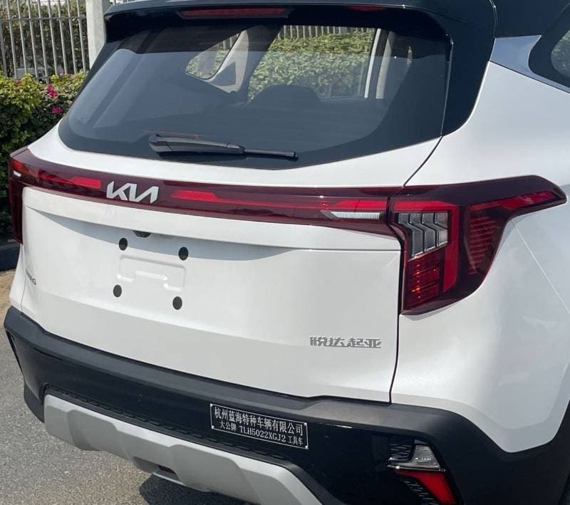 2026 Kia Seltos LX STANDARD thumbnail 5