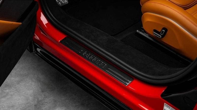 2025 Ferrari Purosangue STANDARD thumbnail 7
