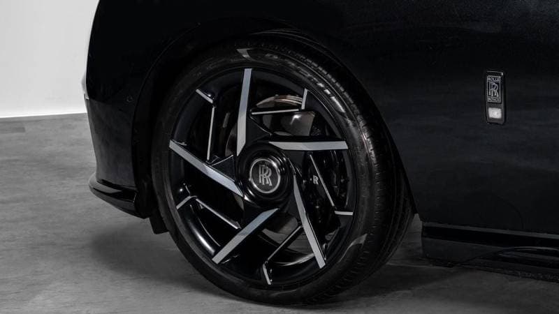 2026 Rolls Royce Spectre STANDARD thumbnail 4