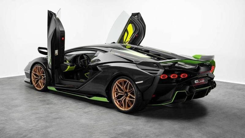 2021 Lamborghini Sian STANDARD thumbnail 2