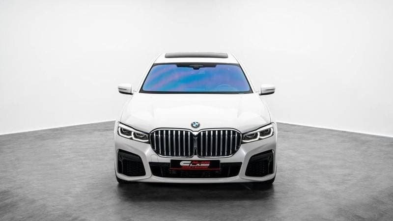 2021 BMW 730Li M SPORT thumbnail 3