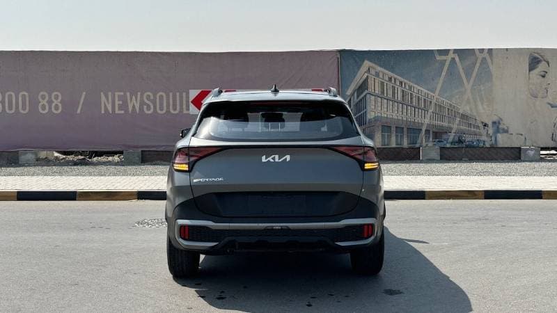 2025 Kia Sportage STANDARD thumbnail 8