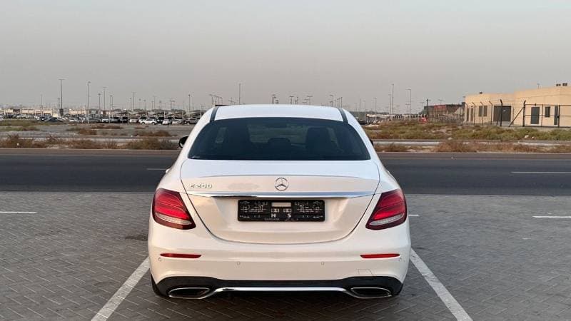 2019 Mercedes Benz E200 PREMIUM thumbnail 8