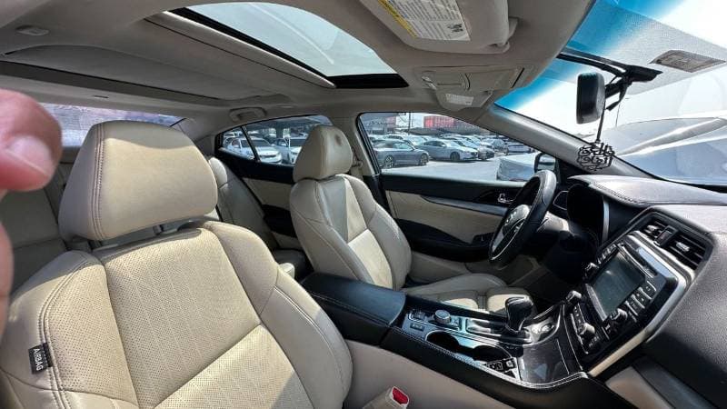 2016 Nissan Maxima SL thumbnail 5