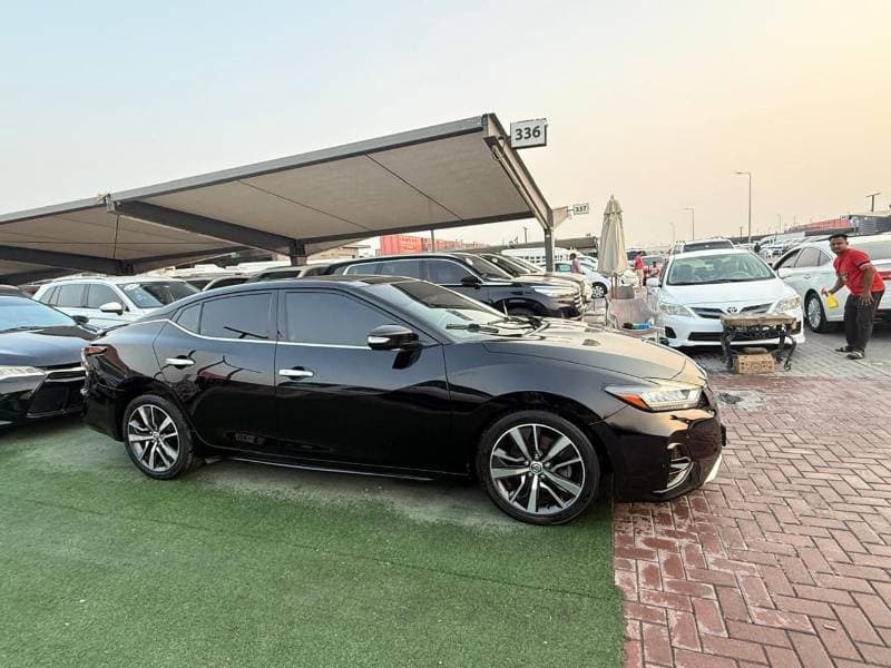 2019 Nissan Maxima SL thumbnail 8
