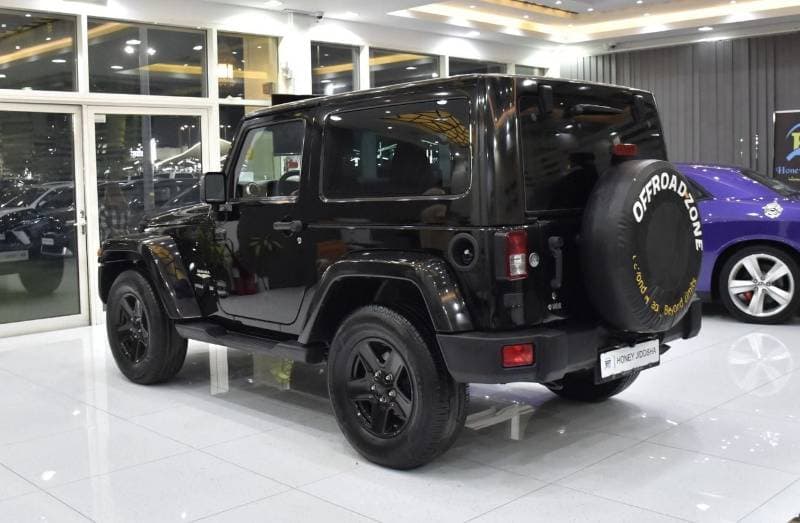2015 Jeep Wrangler SAHARA thumbnail 7