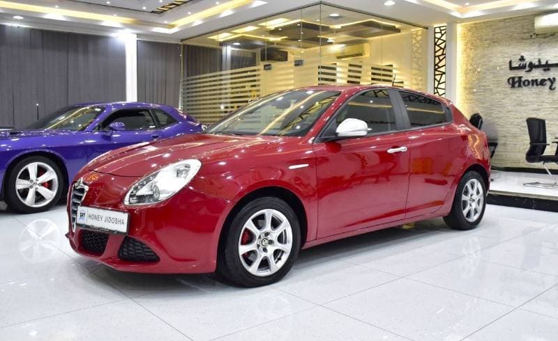 2013 Alfa Romeo Giulietta DISTINCTIVE thumbnail 3