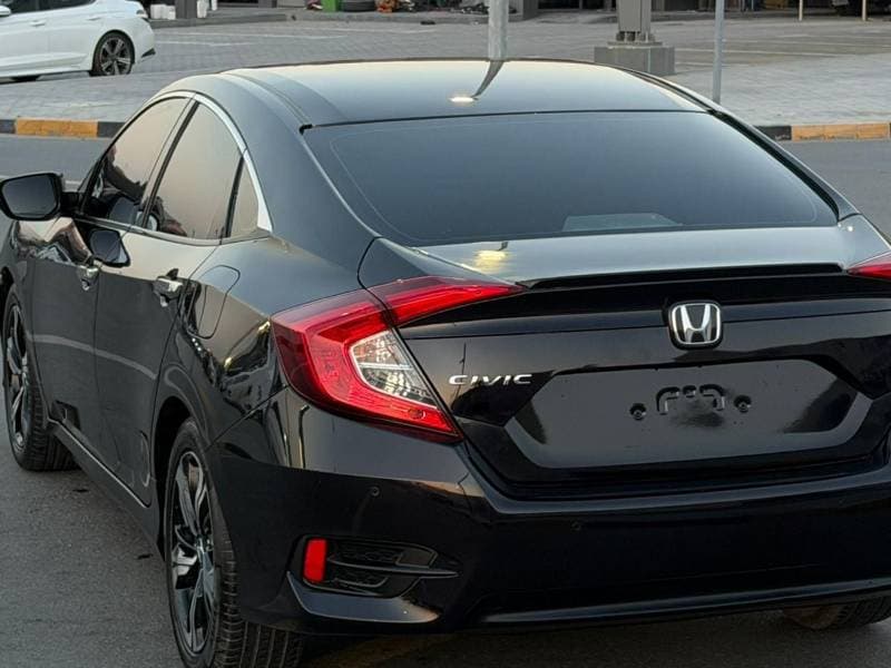 2018 Honda Civic EXI thumbnail 7