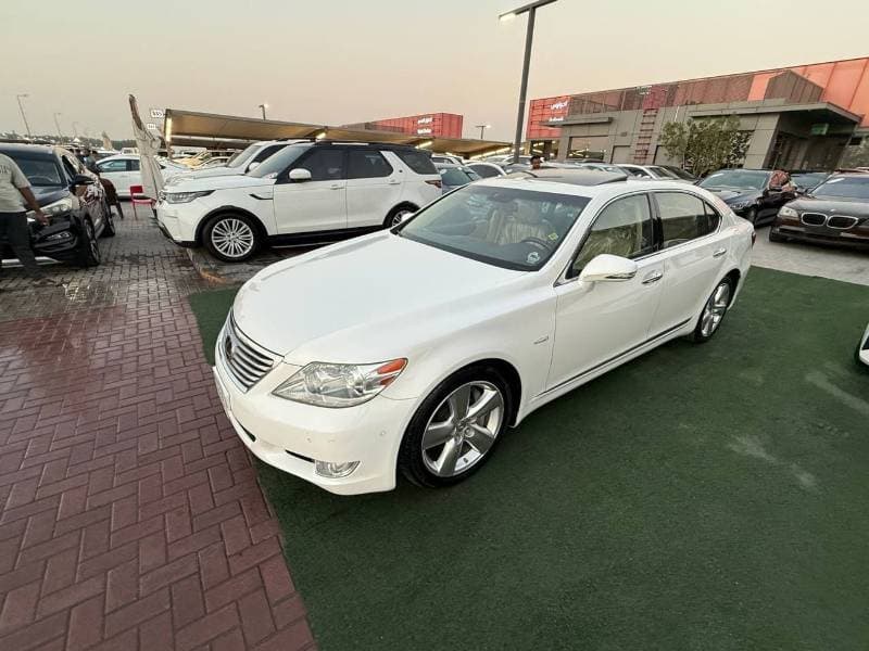 2011 Lexus LS460 LWB 5ST thumbnail 3