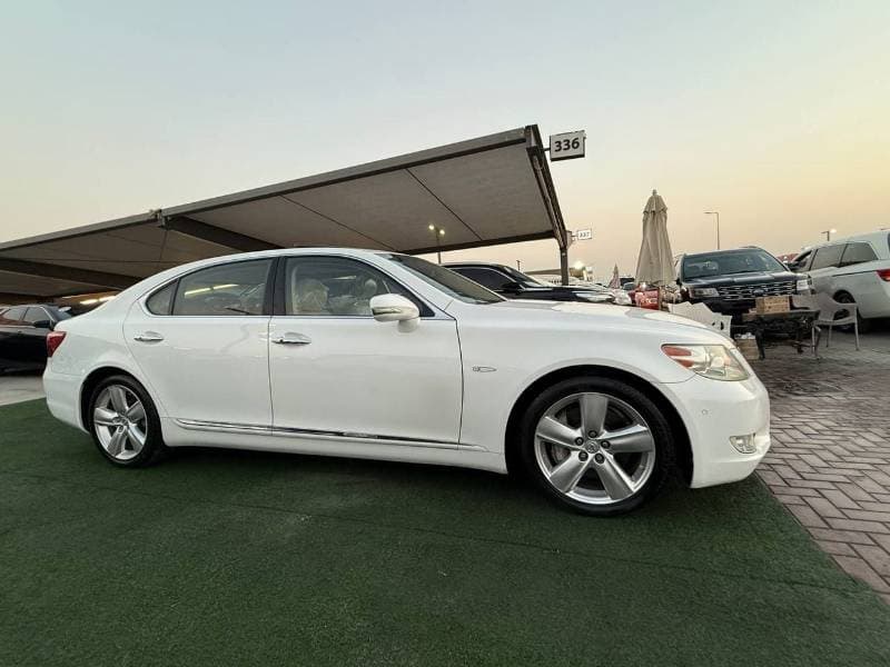2011 Lexus LS460 LWB 5ST thumbnail 6