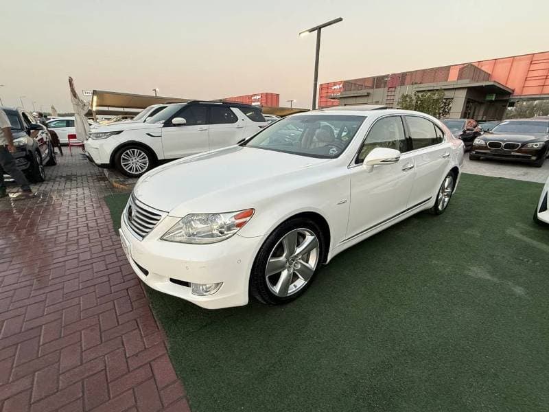 2011 Lexus LS460 LWB 5ST thumbnail 8