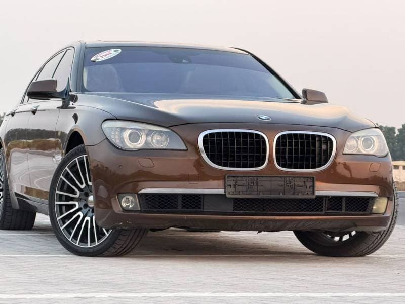 2012 BMW 750Li EXCLUSIVE thumbnail 4