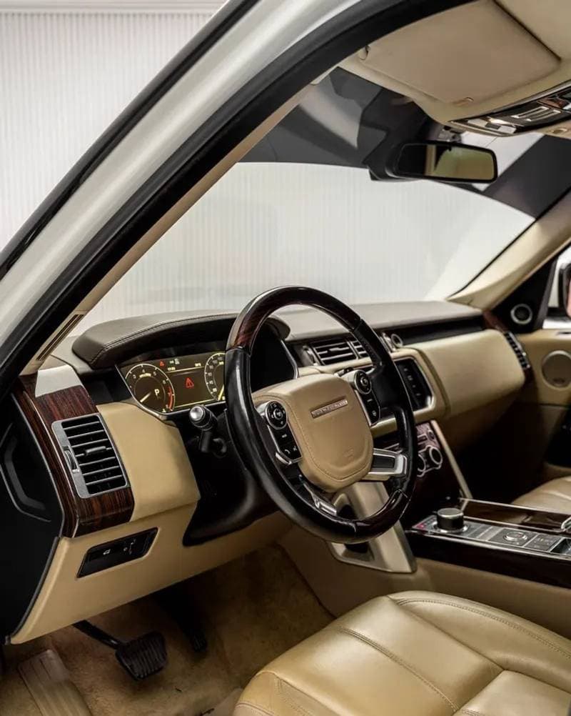 2015 Land Rover Range Rover HSE thumbnail 6