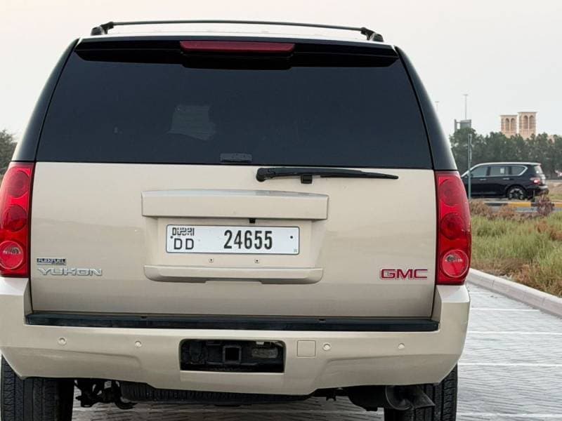 2007 GMC Yukon SLT thumbnail 4