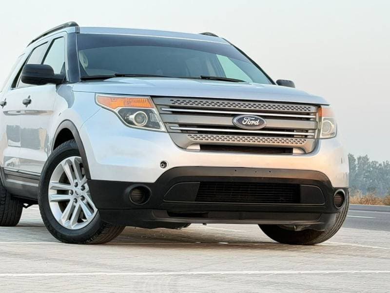 2014 Ford Explorer XLT thumbnail 3