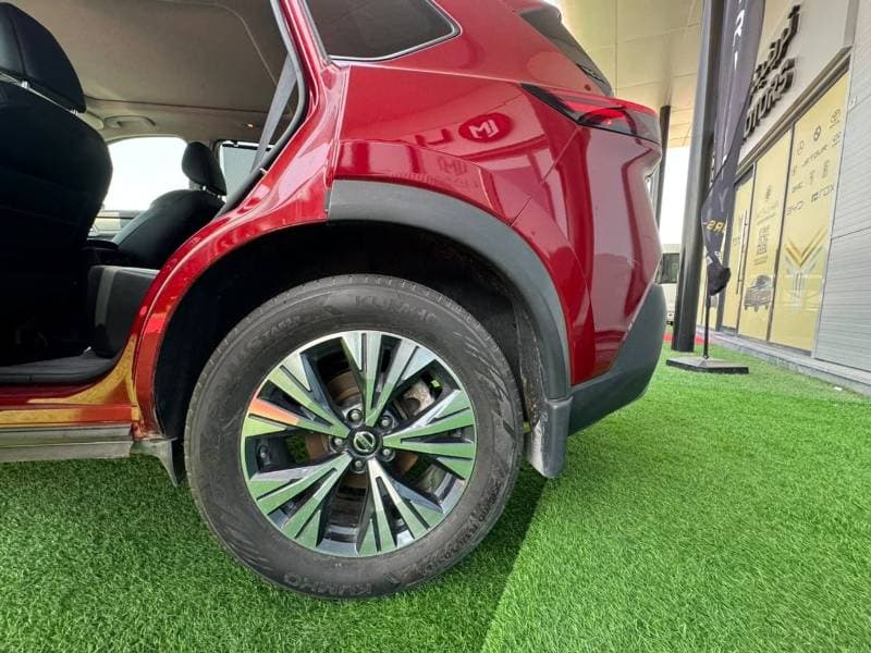 2021 Nissan Rogue SV thumbnail 6