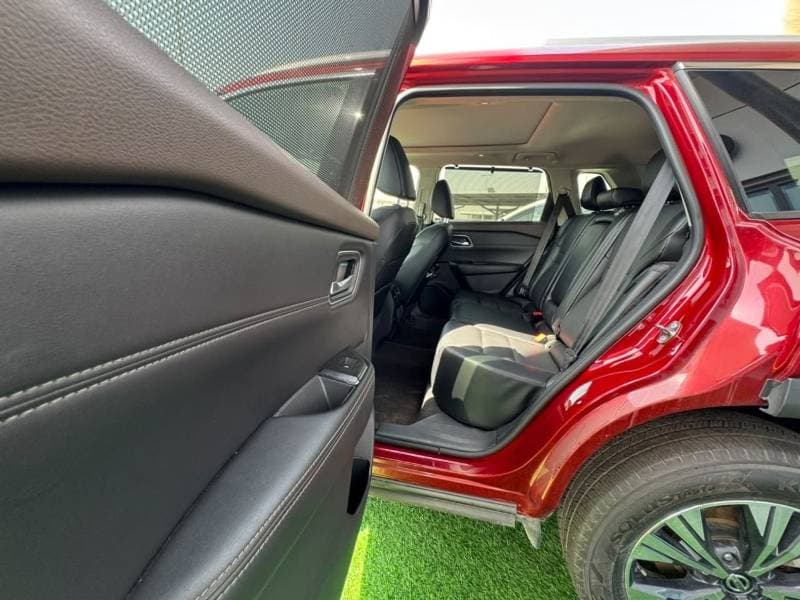 2021 Nissan Rogue SV thumbnail 7