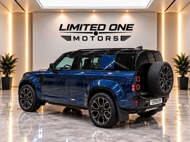 2026 Land Rover Defender 110 OCTA P635 thumbnail 5