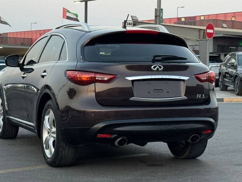 2010 Infiniti FX35 EXCELLENCE thumbnail 4