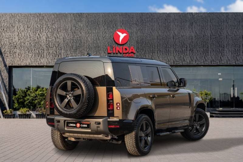 2024 Land Rover Defender 110 X DYNAMIC SE P300 thumbnail 6