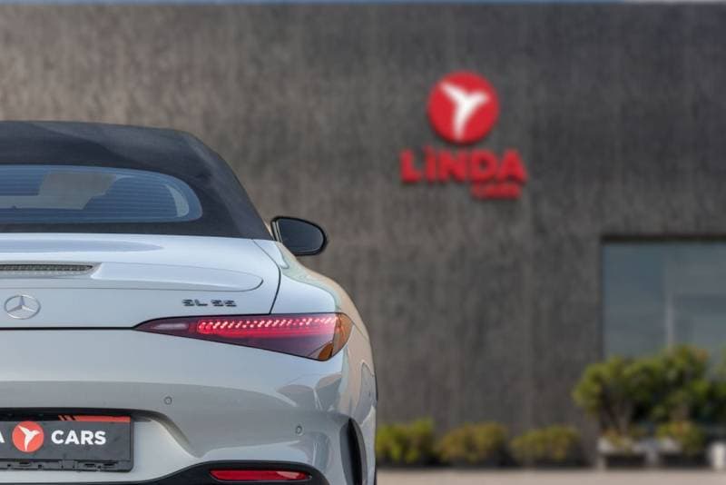 2022 Mercedes Benz SL55 AMG 4MATIC+ thumbnail 5