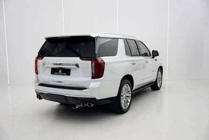 2024 GMC Yukon DENALI thumbnail 3