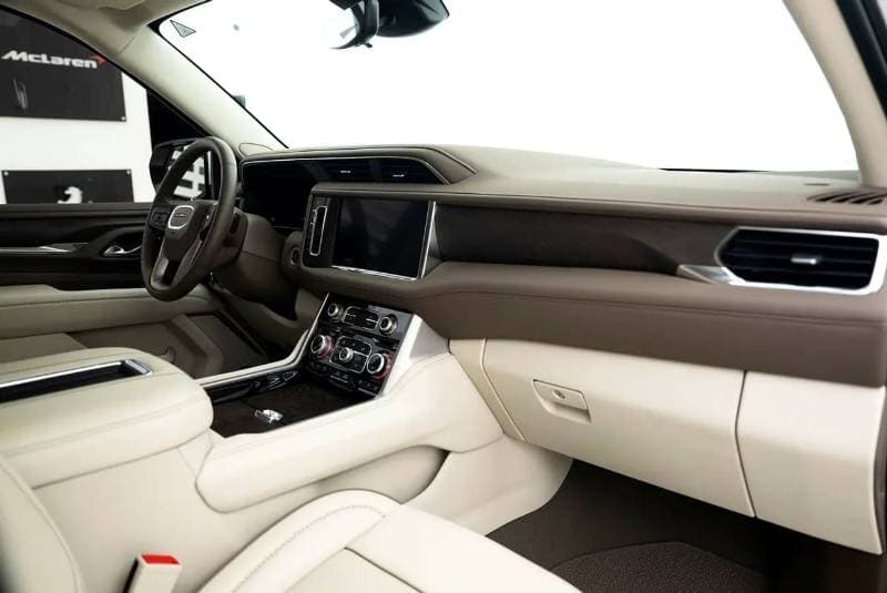 2024 GMC Yukon DENALI thumbnail 8