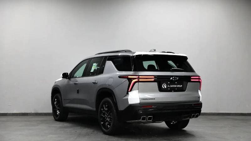 2024 Chevrolet Traverse LT thumbnail 4
