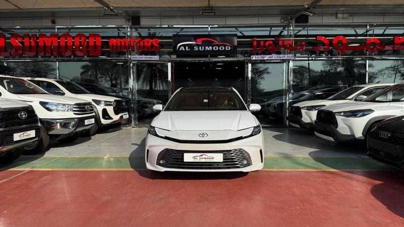 2026 Toyota Camry LUMIERE HEV
