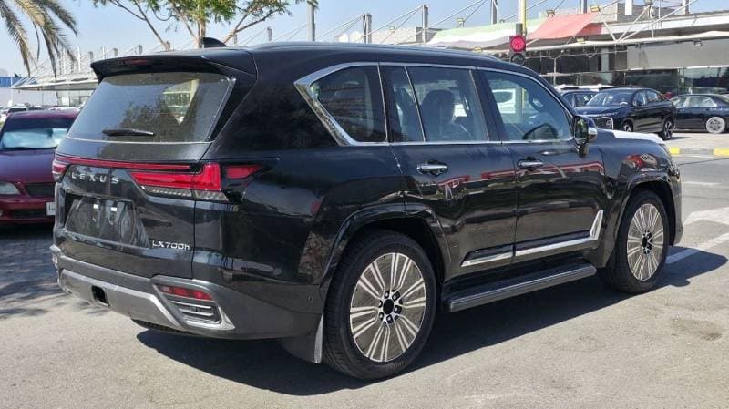 2026 Lexus LX700h SIGNATURE thumbnail 4