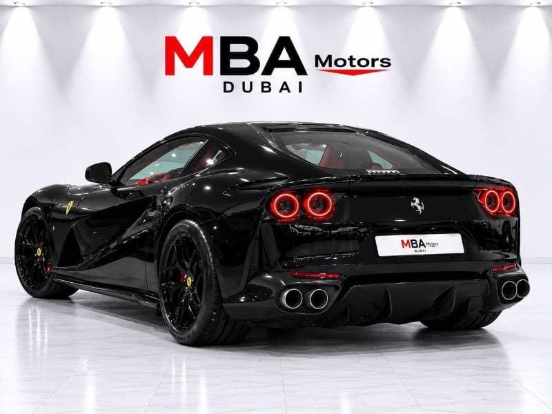 2018 Ferrari 812 SUPERFAST thumbnail 6