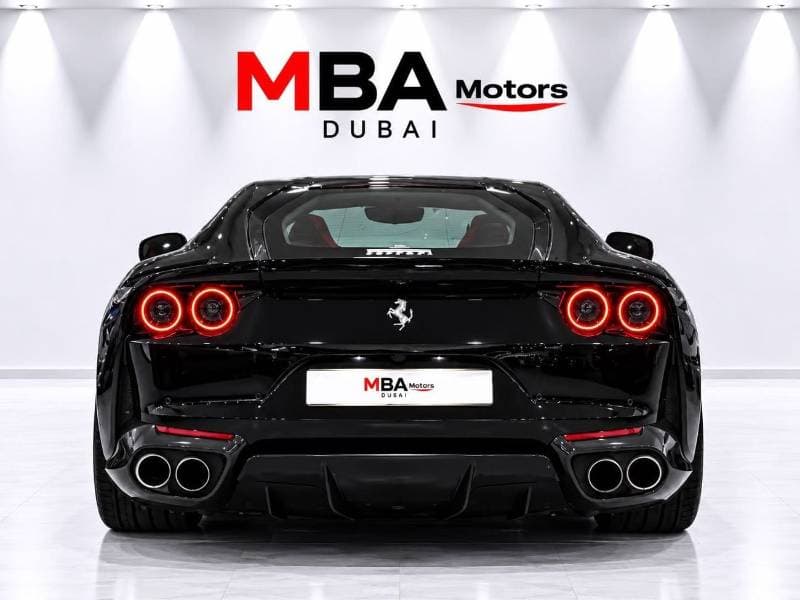 2018 Ferrari 812 SUPERFAST thumbnail 5