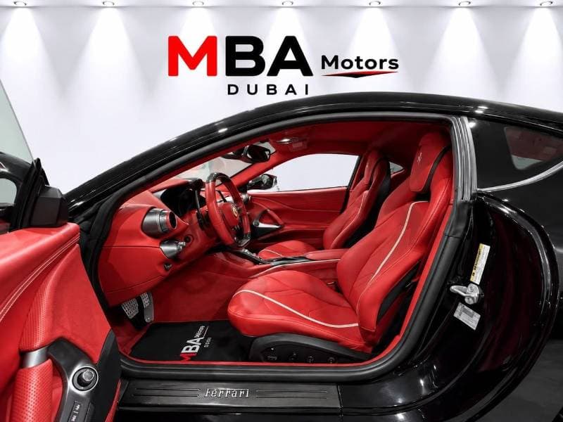 2018 Ferrari 812 SUPERFAST thumbnail 8