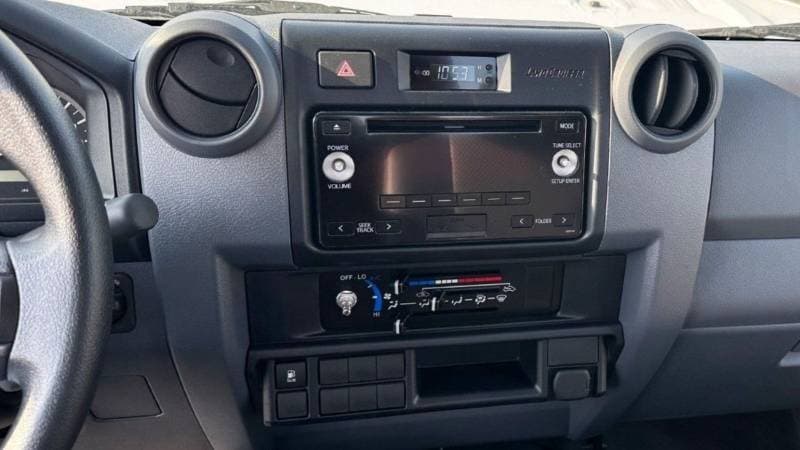 2026 Toyota Land Cruiser Pickup 70 lc79 thumbnail 7