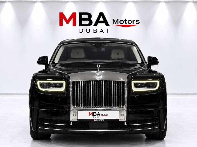 2021 Rolls Royce Phantom SWB thumbnail 4