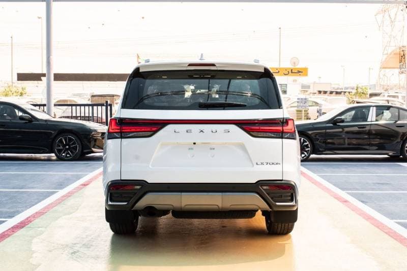 2026 Lexus LX700h SIGNATURE thumbnail 7