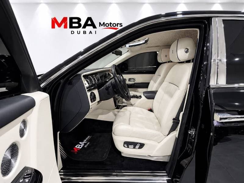 2021 Rolls Royce Phantom SWB thumbnail 7