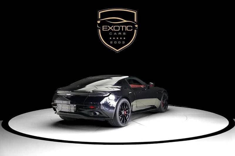 2021 Aston Martin DB11 AMR thumbnail 3