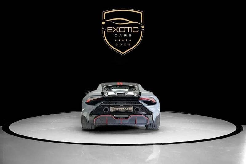 2023 Lamborghini Huracan TECNICA thumbnail 2