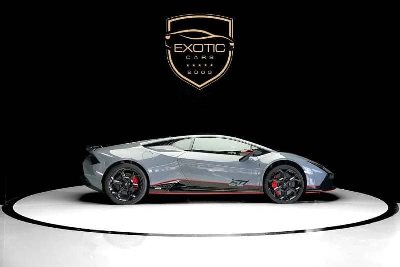 2023 Lamborghini Huracan TECNICA thumbnail 4