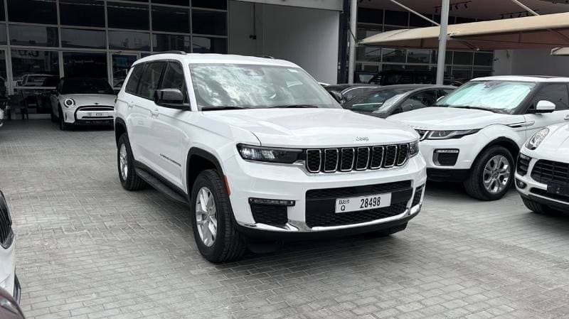 2025 Jeep Grand Cherokee LAREDO thumbnail 2
