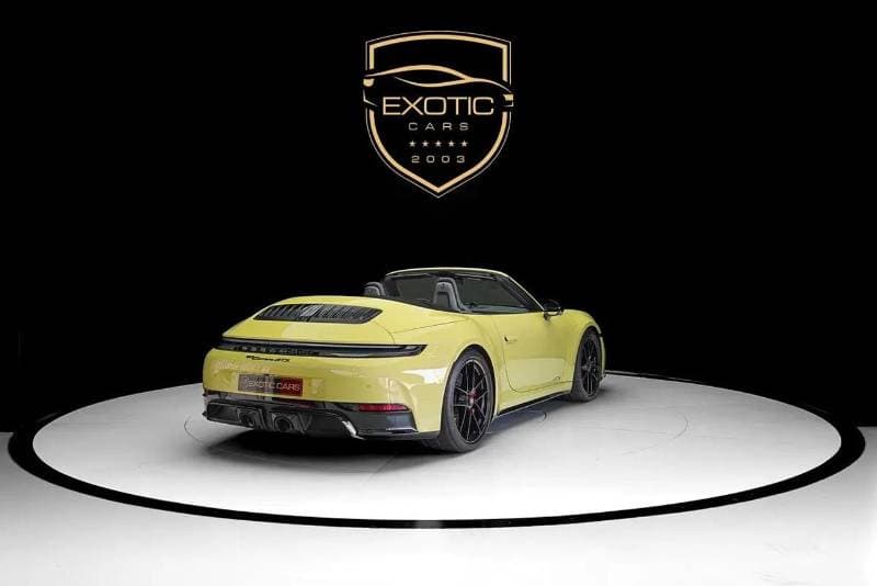 2025 Porsche 911 CARRERA GTS thumbnail 3