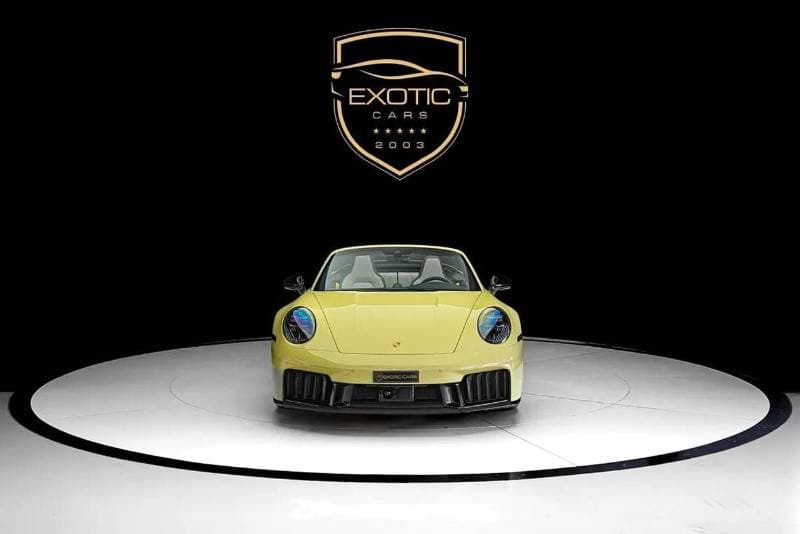 2025 Porsche 911 CARRERA GTS thumbnail 5